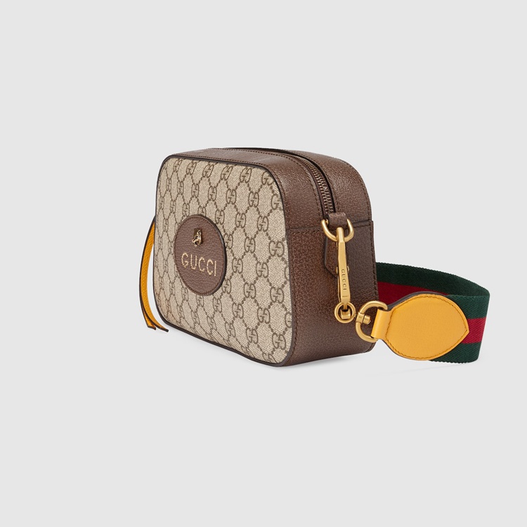 476466.K9GVT.8856.002.081.0020.Light Neo Vintage GG Supreme messenger bag